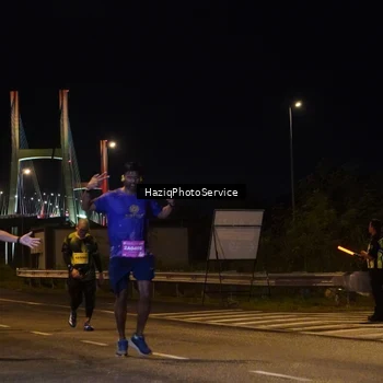 Runner Photo 2781921