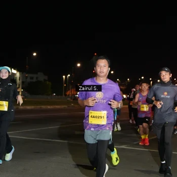 Runner Photo 2782376