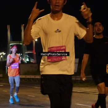 Runner Photo 2782665