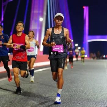 Runner Photo 2782699