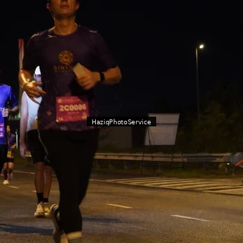 Runner Photo 2783138