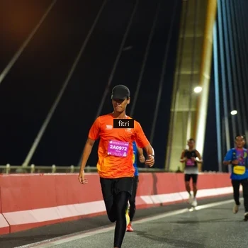 Runner Photo 2783422