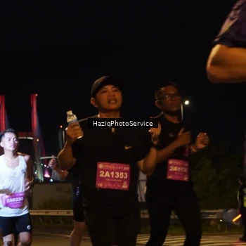Runner Photo 2783694