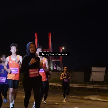 Runner Photo 2783834