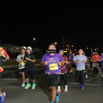 Runner Photo 2784014