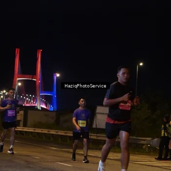 Runner Photo 2784276