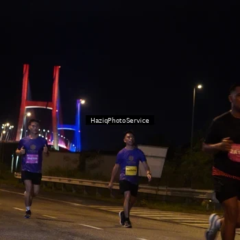 Runner Photo 2784323