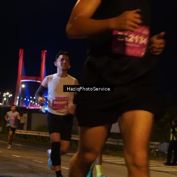 Runner Photo 2784438