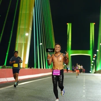 Runner Photo 2784513