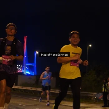 Runner Photo 2784573