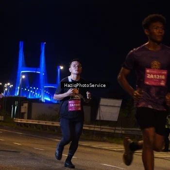 Runner Photo 2784736