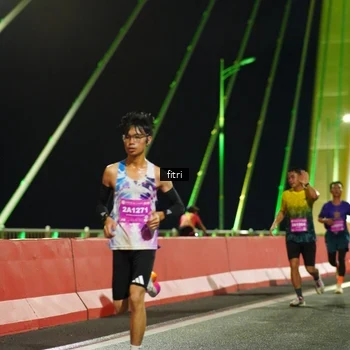 Runner Photo 2784798