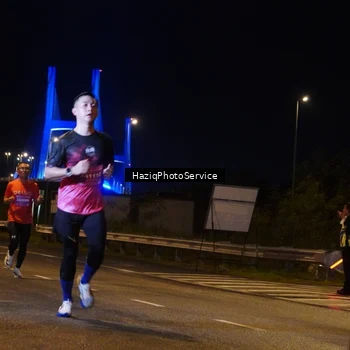 Runner Photo 2784896