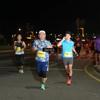 Runner Photo 2785623