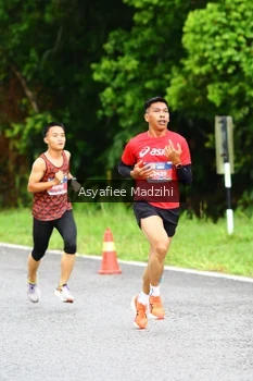 Runner Photo 2785632