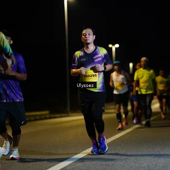 Runner Photo 2785714
