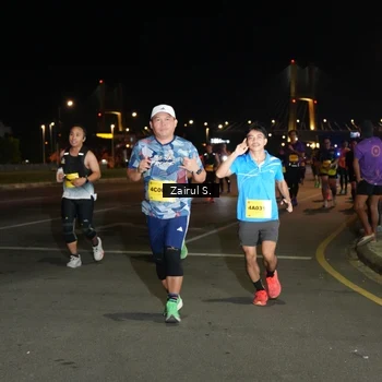 Runner Photo 2785720