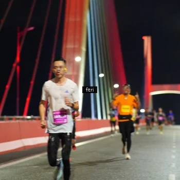 Runner Photo 2785783