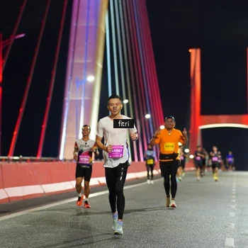Runner Photo 2785822