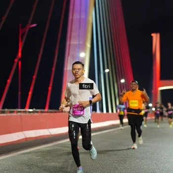 Runner Photo 2785872