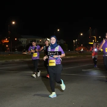 Runner Photo 2785896