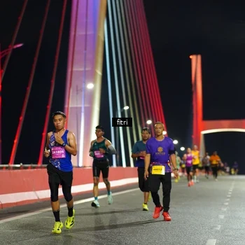 Runner Photo 2786572