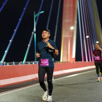 Runner Photo 2786815