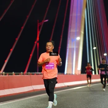 Runner Photo 2786835