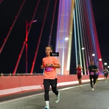 Runner Photo 2786870