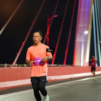 Runner Photo 2786902