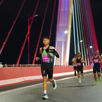 Runner Photo 2786984