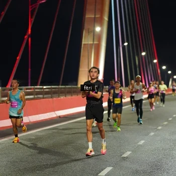 Runner Photo 2789723
