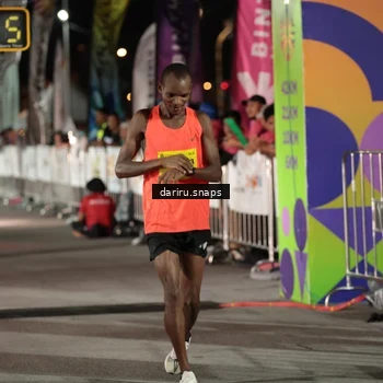 Runner Photo 2789865