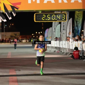 Runner Photo 2790003