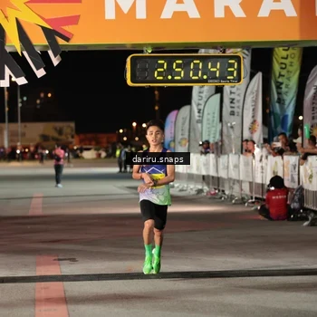 Runner Photo 2790023