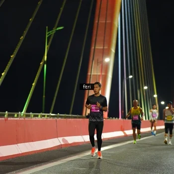 Runner Photo 2790650