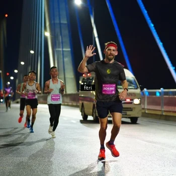 Runner Photo 2792017