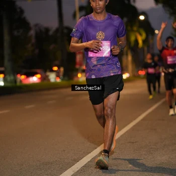 Runner Photo 2792148