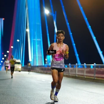 Runner Photo 2792491