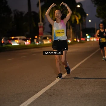 Runner Photo 2792940