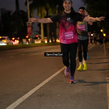 Runner Photo 2793115