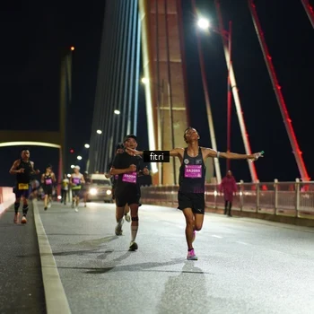 Runner Photo 2793135