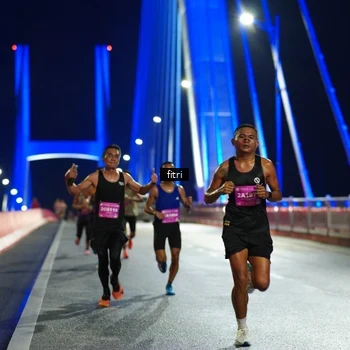Runner Photo 2793563