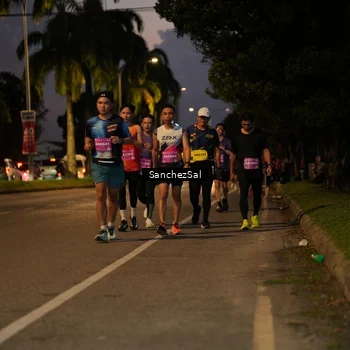 Runner Photo 2793750