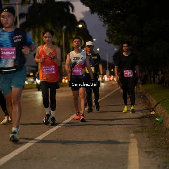 Runner Photo 2793765