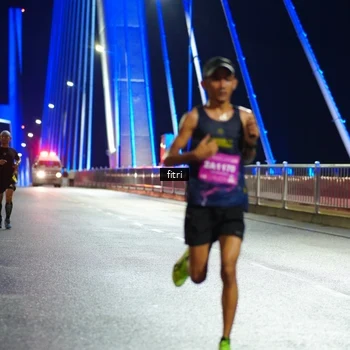 Runner Photo 2793812