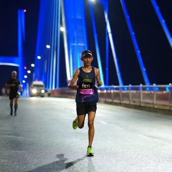 Runner Photo 2793874
