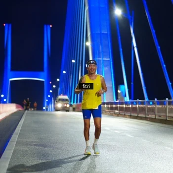 Runner Photo 2793997