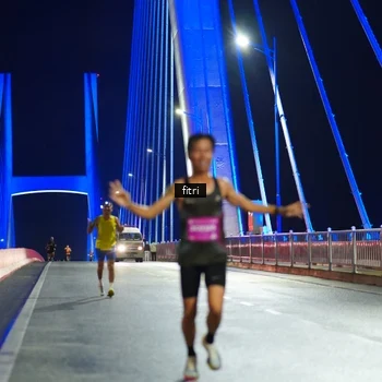Runner Photo 2794048