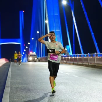 Runner Photo 2794196